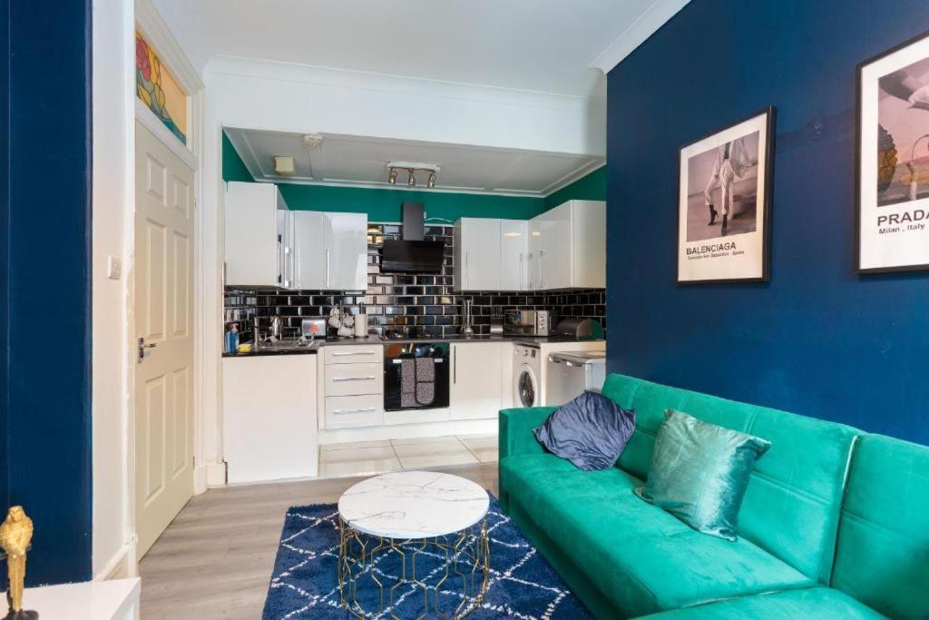 Beautiful Boutique Abode - Sleeps 4 Appartement Edinburgh